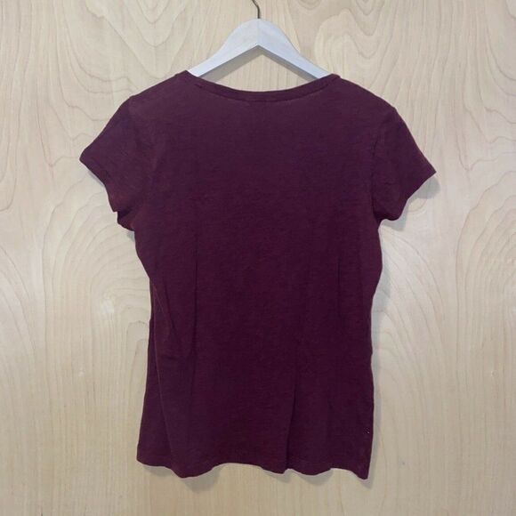 Eddie Bauer Maroon Beaded Short Sleeve Top L - Picture 3 of 7